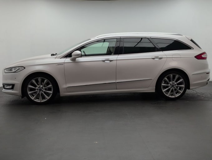 2025 Ford Mondeo