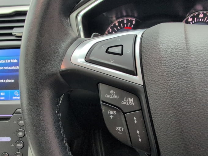 2025 Ford Mondeo