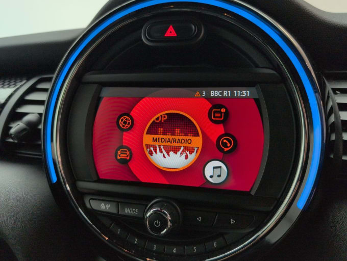 2025 Mini Hatch