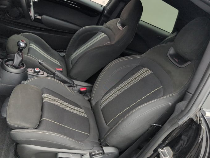 2025 Mini Hatch