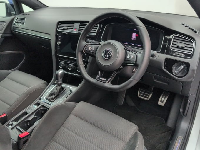 2018 Volkswagen Golf