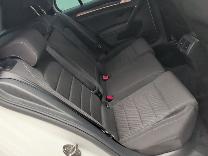 2018 Volkswagen Golf