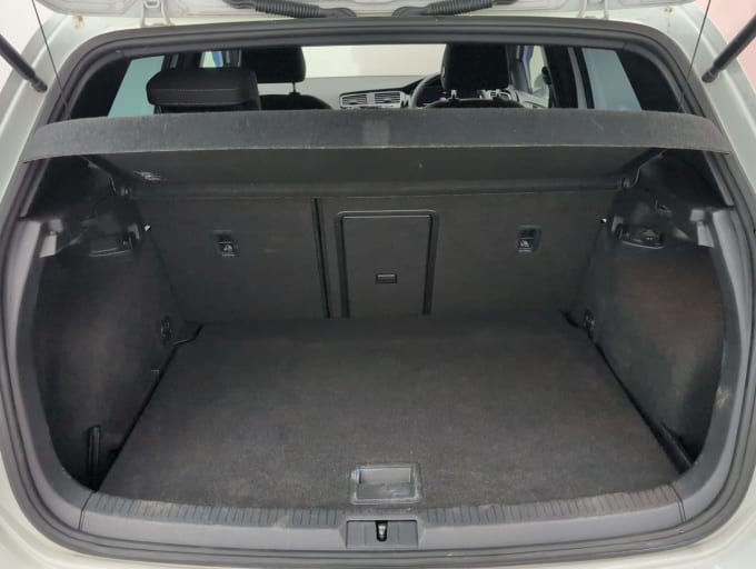 2018 Volkswagen Golf