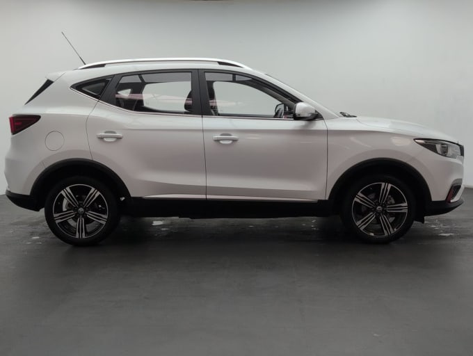 2025 Mg Mg Zs