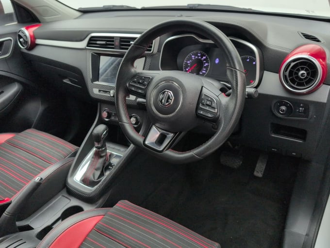 2025 Mg Mg Zs