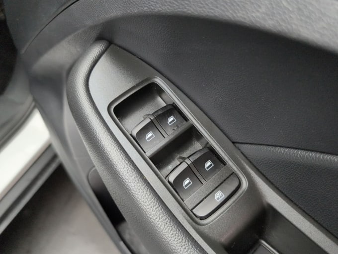 2025 Mg Mg Zs