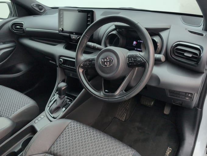 2025 Toyota Yaris