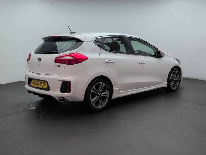 2025 Kia Ceed