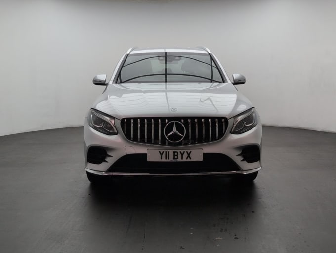 2025 Mercedes-benz Glc