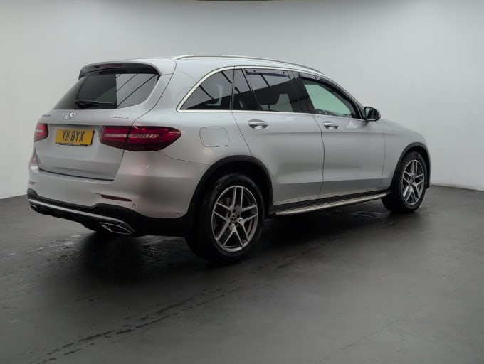 2025 Mercedes-benz Glc