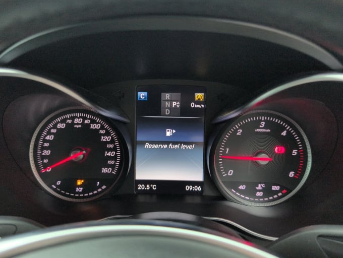 2025 Mercedes-benz Glc