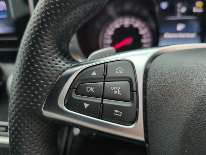2025 Mercedes-benz Glc