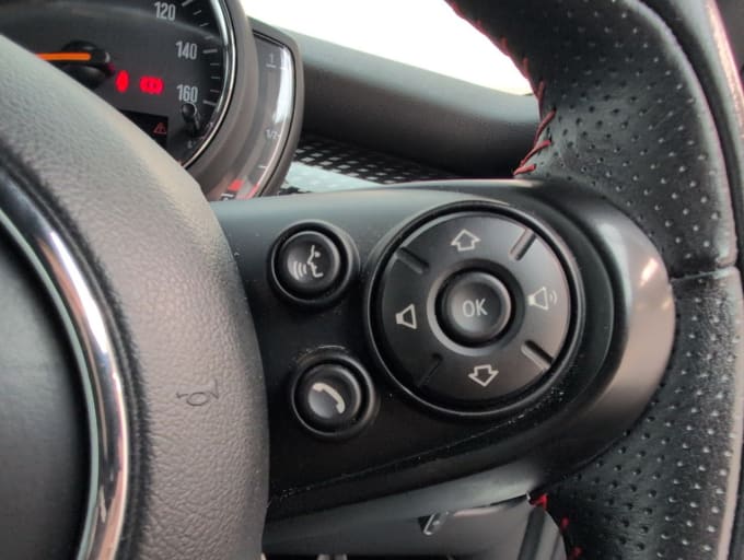 2025 Mini Hatch