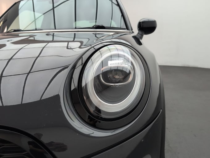 2025 Mini Hatch