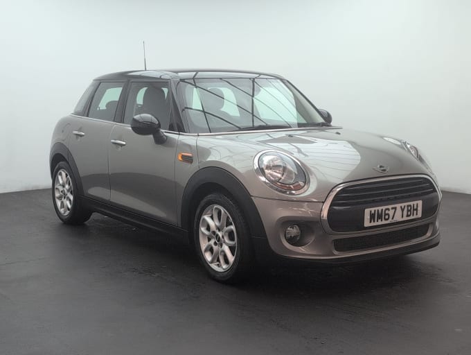 2025 Mini Hatch