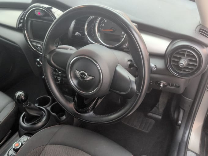 2025 Mini Hatch