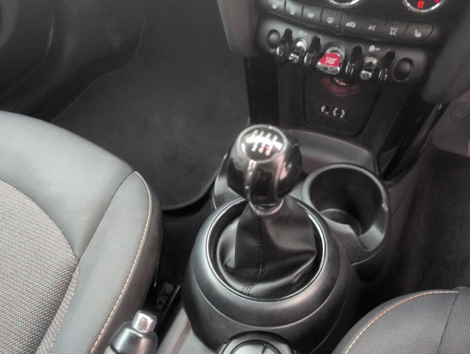 2025 Mini Hatch