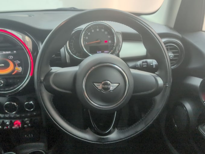 2025 Mini Hatch