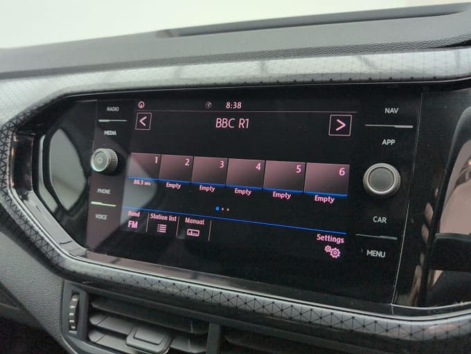2025 Volkswagen T-cross