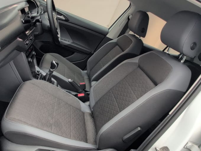 2025 Volkswagen T-cross