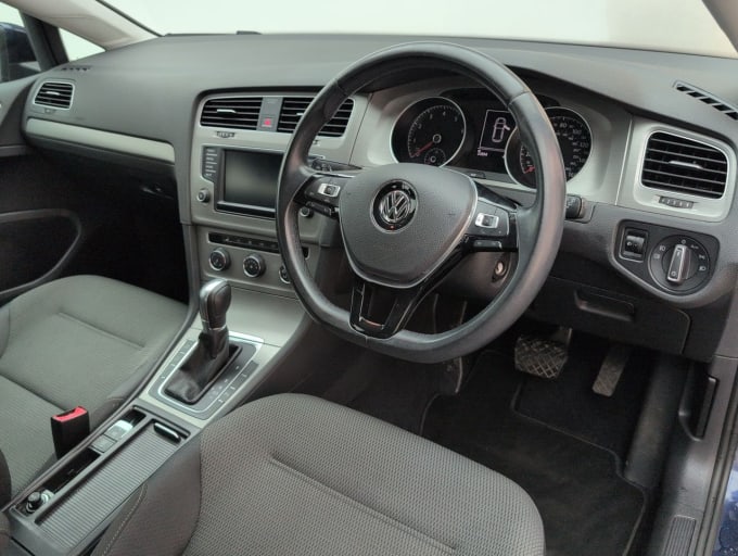 2025 Volkswagen Golf