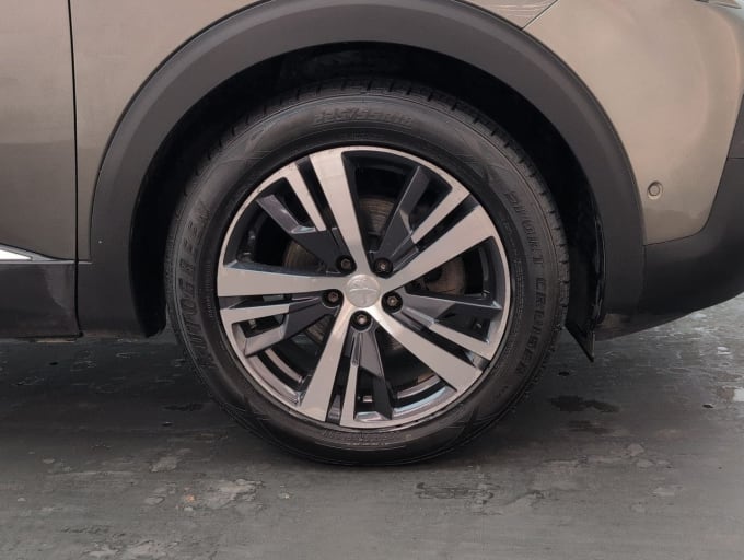 2025 Peugeot 3008