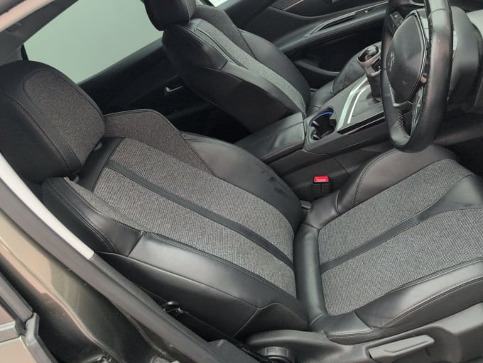 2025 Peugeot 3008