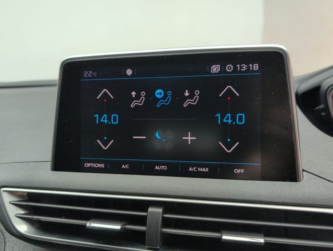 2025 Peugeot 3008