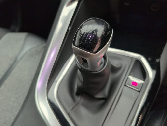 2025 Peugeot 3008