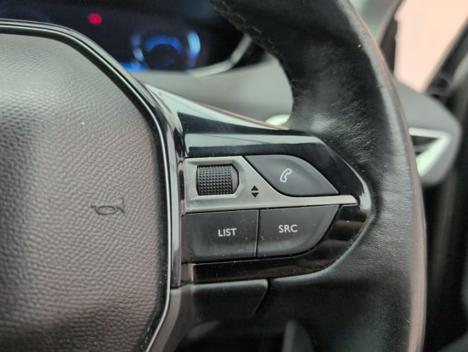 2025 Peugeot 3008