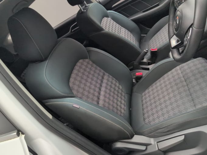 2025 Mg Mg Zs