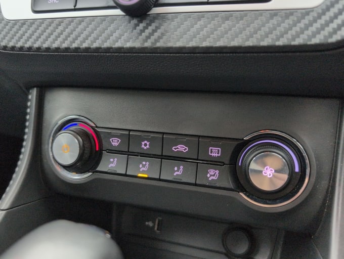 2025 Mg Mg Zs
