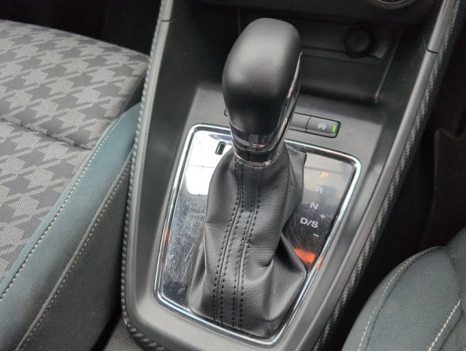 2025 Mg Mg Zs