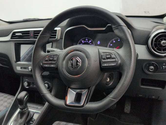2025 Mg Mg Zs