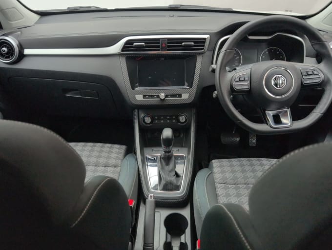 2025 Mg Mg Zs