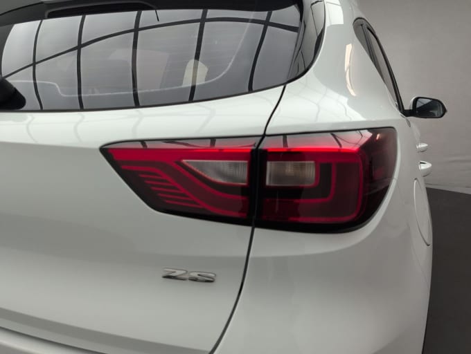 2025 Mg Mg Zs
