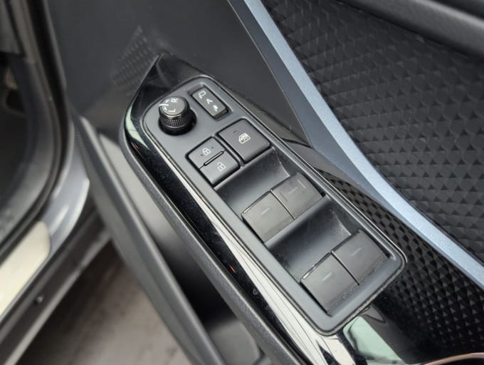 2025 Toyota C-hr