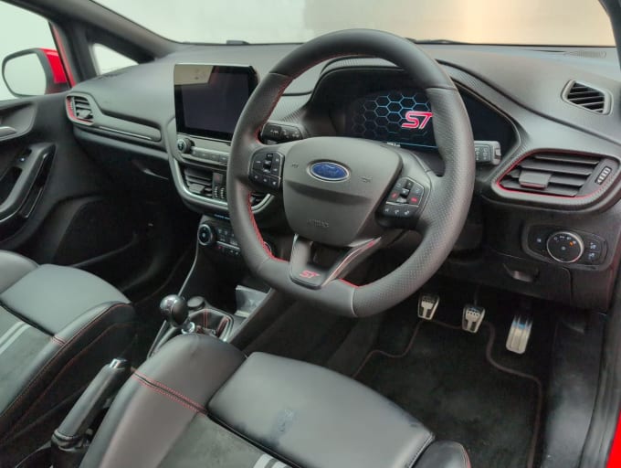 2025 Ford Fiesta