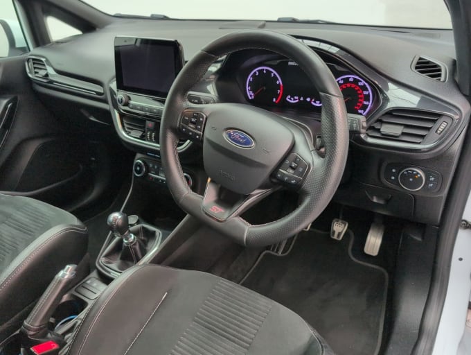 2025 Ford Fiesta