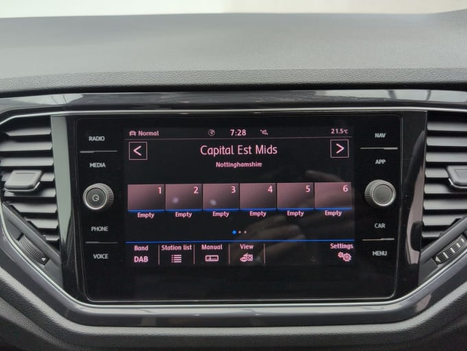 2025 Volkswagen T-roc