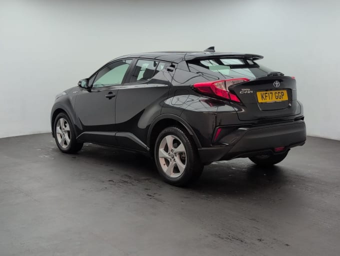 2025 Toyota C-hr