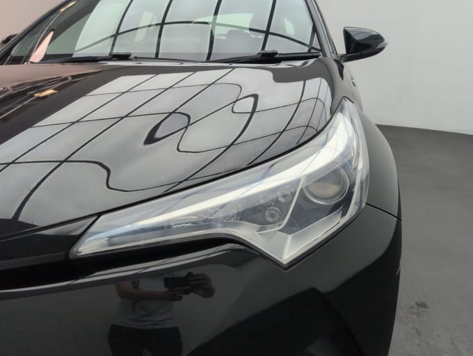 2025 Toyota C-hr