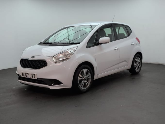 2025 Kia Venga