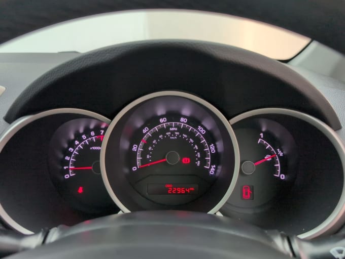 2025 Kia Venga