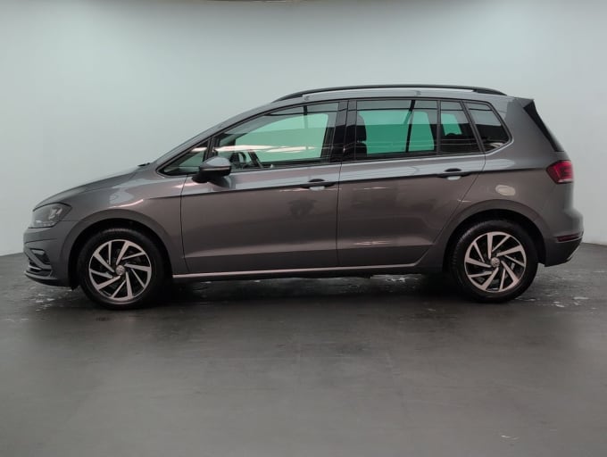 2025 Volkswagen Golf Sv