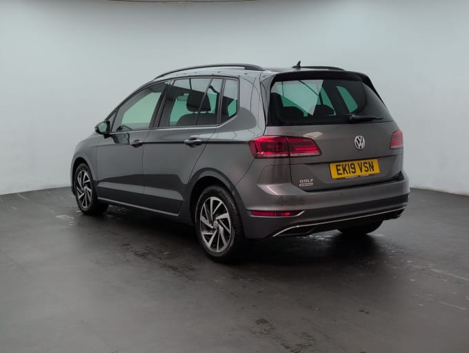 2025 Volkswagen Golf Sv