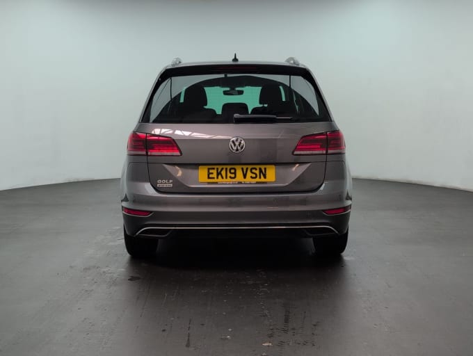 2025 Volkswagen Golf Sv