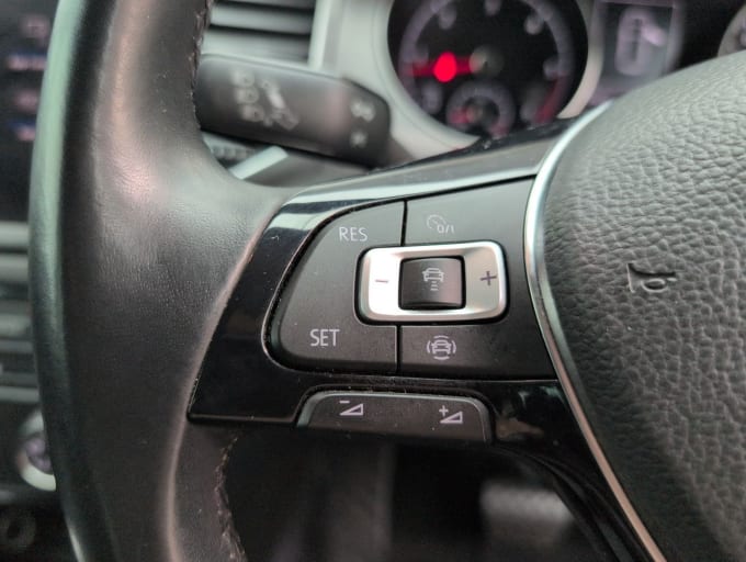 2025 Volkswagen Golf Sv