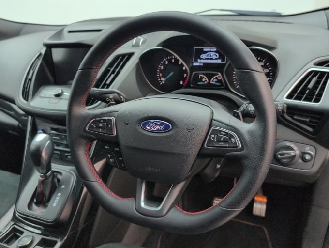 2025 Ford Kuga
