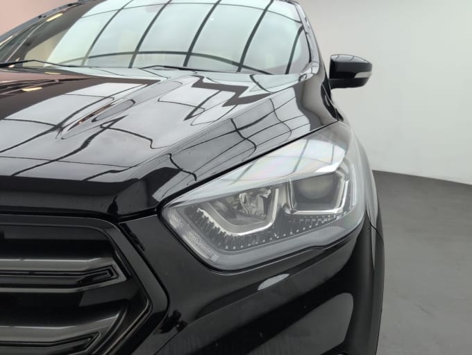2025 Ford Kuga